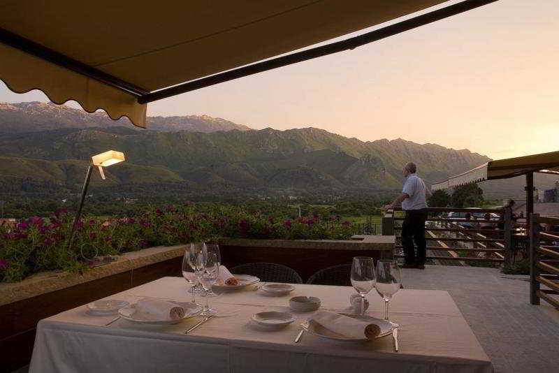 Hotel Balcon De La Cuesta Andrín Εξωτερικό φωτογραφία